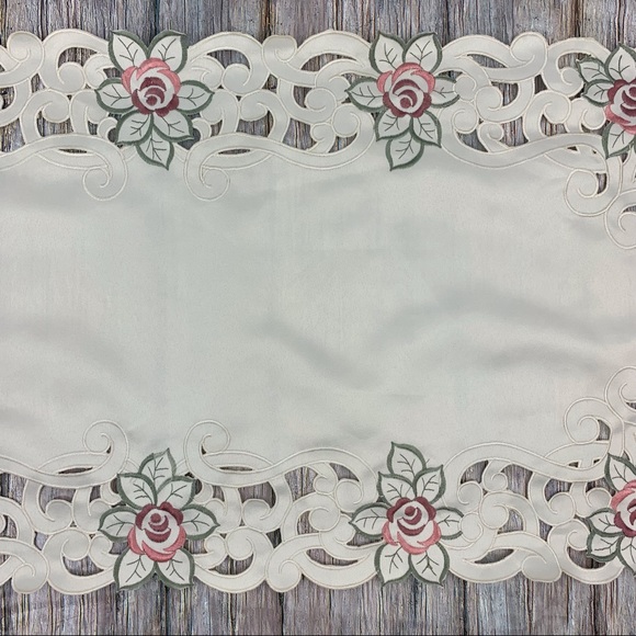 Handmade Embroidered Floral Table Runner - Picture 5 of 14